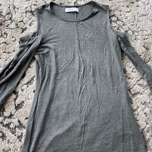 NWOT Bailey 44 Grey cutout long sleeve